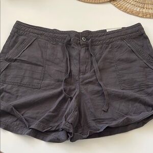 Maurice’s Women's Gray Shorts Size 16 NWT
